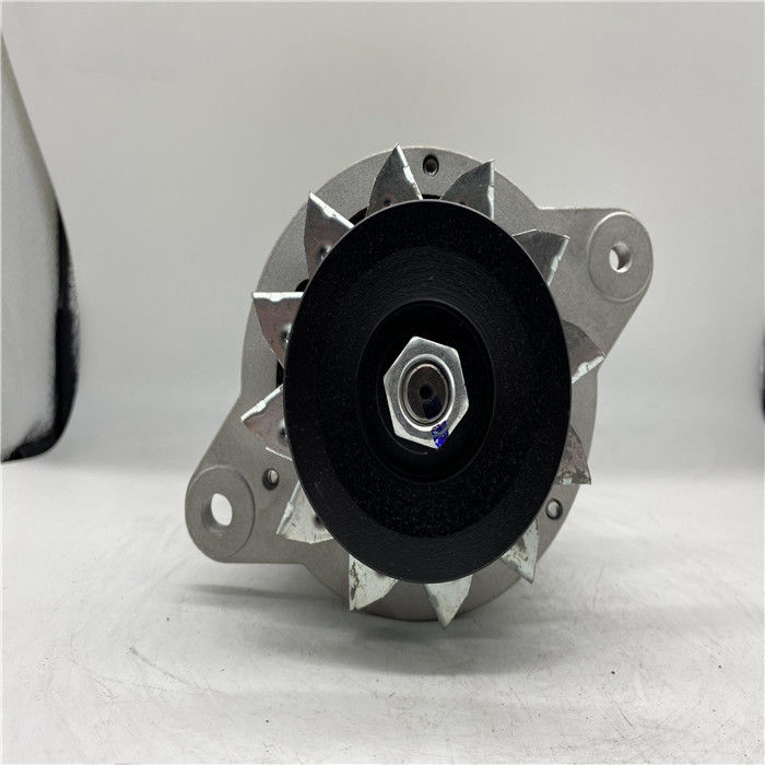 PC60-5 PC60-6 4D95 graafmachine alternator 24V 15A 600-821-3850 0-33000-5510